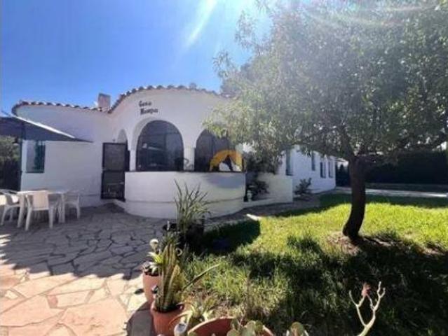 Chalet en venta en les Tres Cales, l'Ametlla de Mar