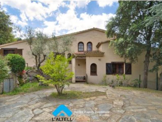 Chalet en venta en el Serrat de l'Ocata, Vallès Oriental