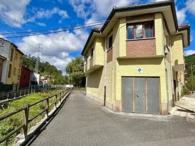 Chalet en venta en Langreo, Asturias