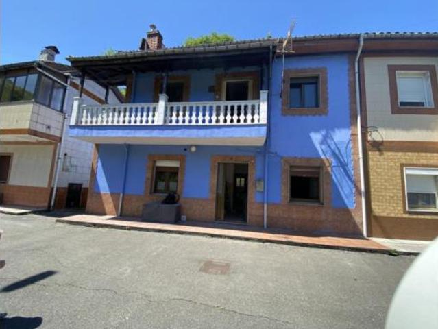 Chalet en venta en El Pompián, Langreo
