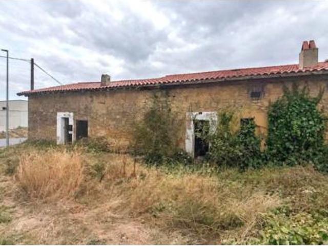 Chalet en venta en Meano, Lapoblación
