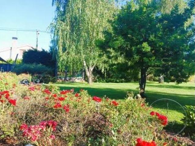 Chalet en venta en Lardero, La Rioja