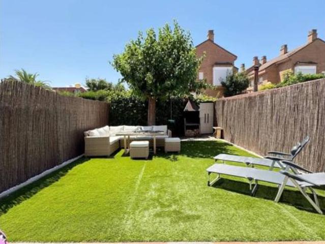 Chalet en venta en Villapatro, Lardero