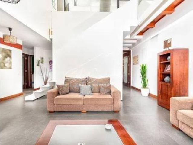 Chalet en venta en Escaleritas, Gran Canaria
