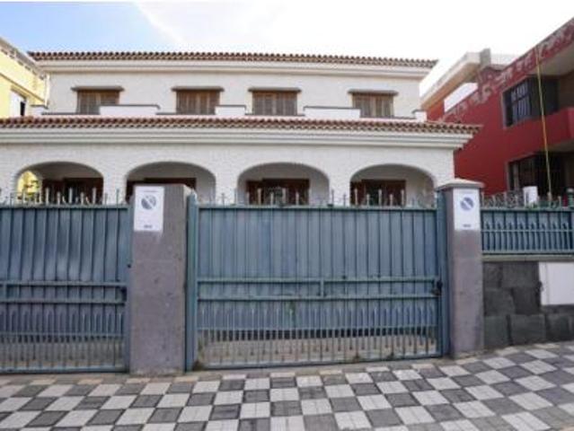 Chalet en venta en Escaleritas, Gran Canaria