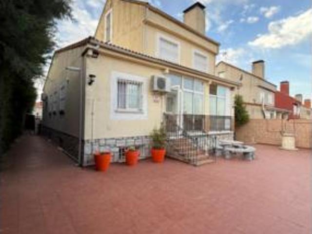 Chalet en venta en Las Ventas De Retamosa, Castilla-La Mancha