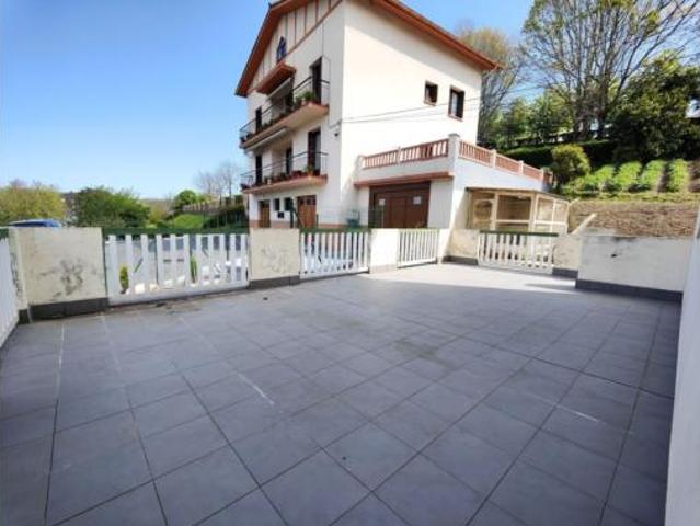 Chalet en venta en Lasarte-oria, Guipúzcoa