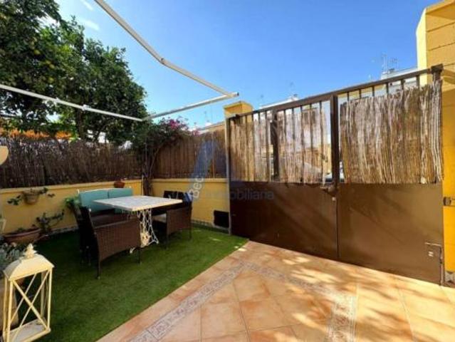 Chalet en venta en Lebrija, Andalucía