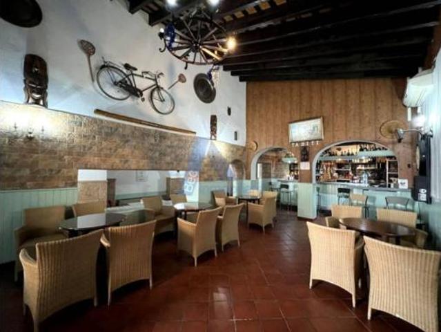 Chalet en venta en Lebrija, Andalucía