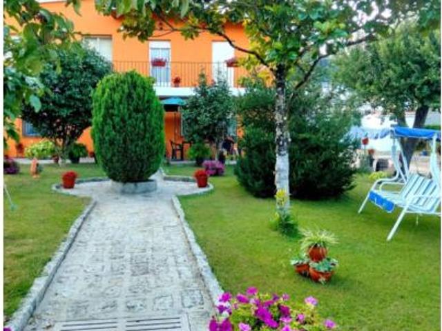 Villa en venta en Leiro, Vilaverde