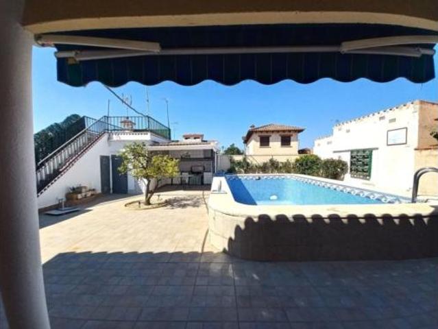 Chalet en venta en el Camp de Túria, Valencia