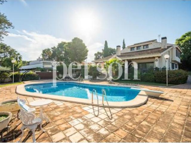 Chalet en venta en Montepilar, el Camp de Túria