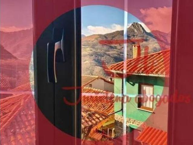 Chalet en venta en Lena, Asturias