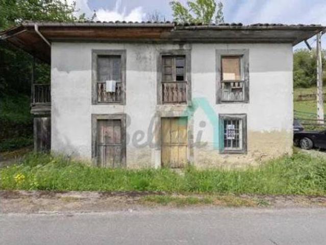 Chalet en venta en Lena, Asturias