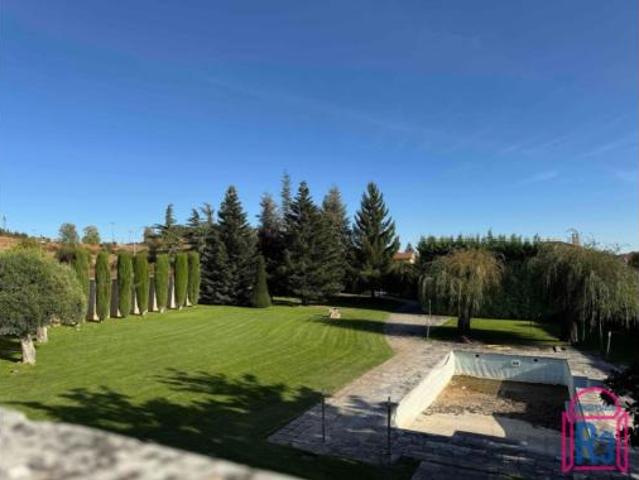Chalet en venta en Eras de Renueva, León