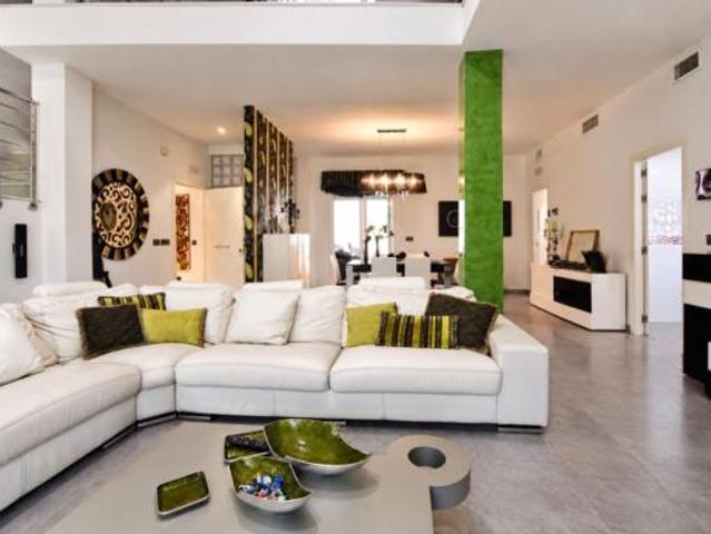 Chalet en venta en Lepe, Huelva