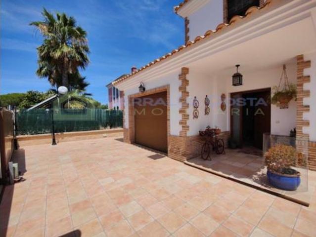 Chalet en venta en Pinares de Lepe, Costa Occidental