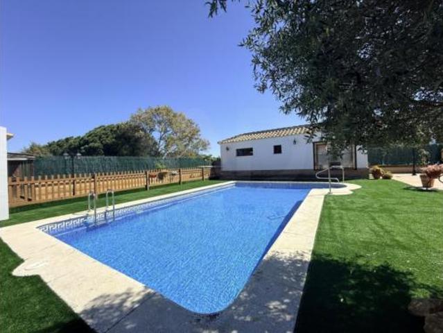 Chalet en venta en Pinares de Lepe, Costa Occidental