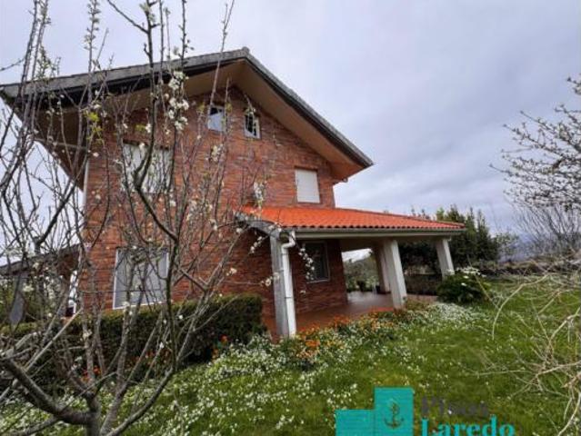 Chalet en venta en Limpias, Cantabria