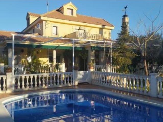 Villa en venta en Linares Villa en venta en Linares