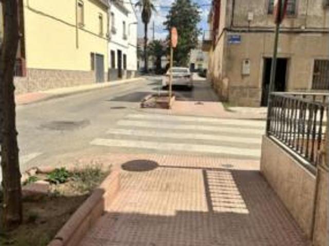 Chalet en venta en Linares, Andalucía