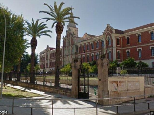 Chalet en venta en Linares, Andalucía