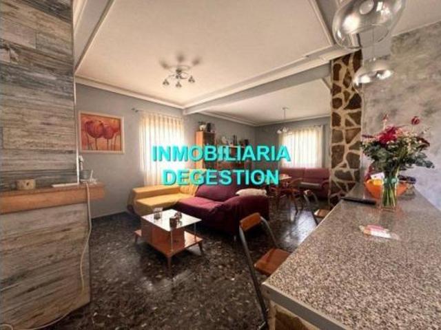 Chalet en venta en Linares, Andalucía