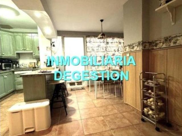 Chalet en venta en Linares, Andalucía