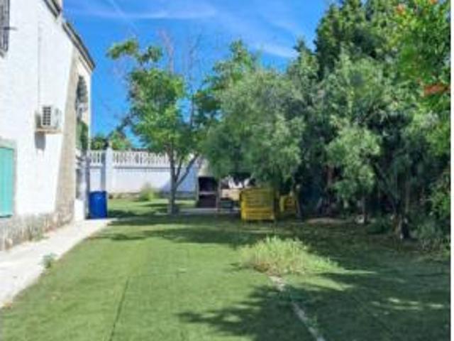 Chalet en venta en Linares, Andalucía