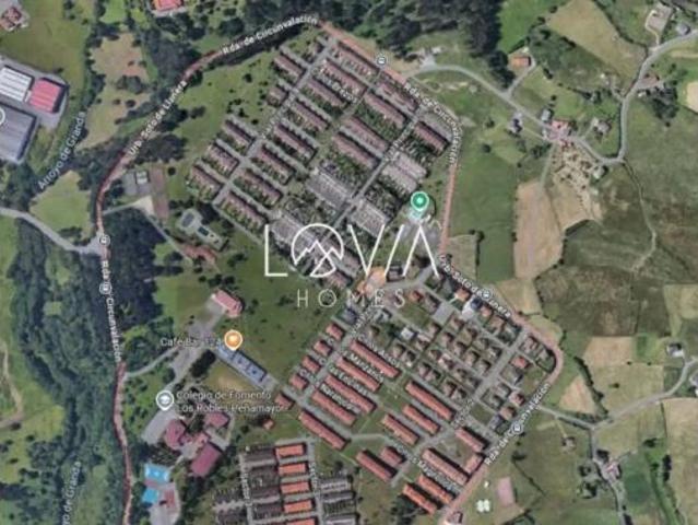 Chalet en venta en Pruvia de Baxo, Llanera