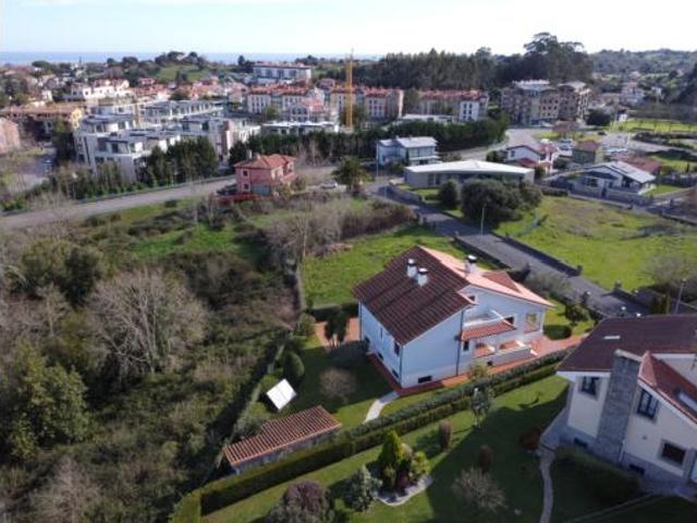 Chalet en venta en La Portiella, Llanes