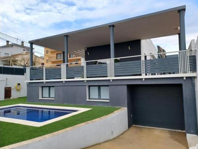 Chalet en venta en Alt Empordà, Catalunya