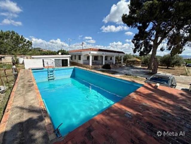 Chalet en venta en La Serranía, Valencia
