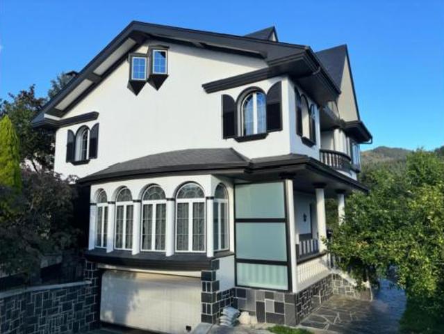 Villa en venta en Llodio, Isasi