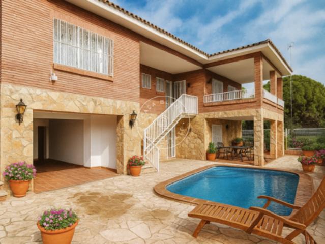 Chalet en venta en Font Bandina, la Selva