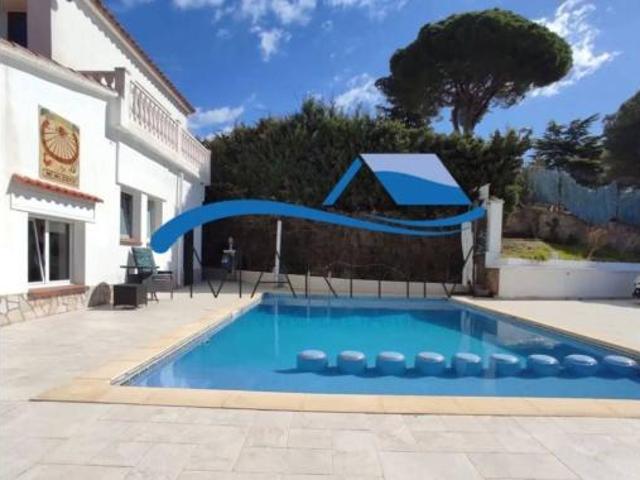 Chalet en venta en Canyelles, la Selva