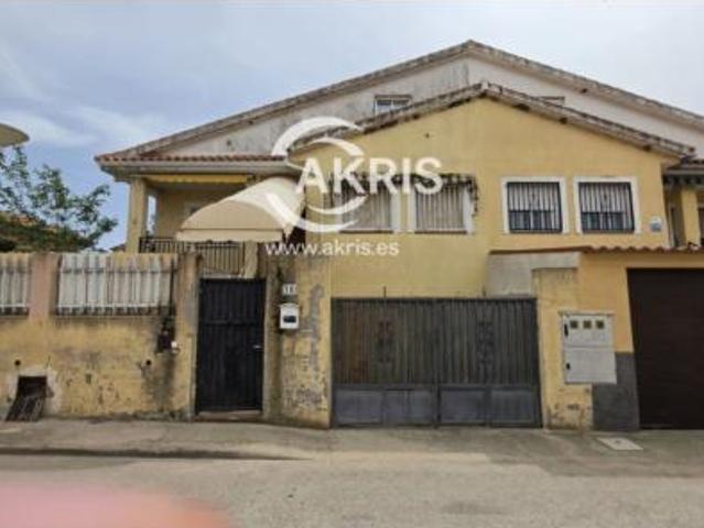 Chalet en venta en Lominchar, Castilla-La Mancha