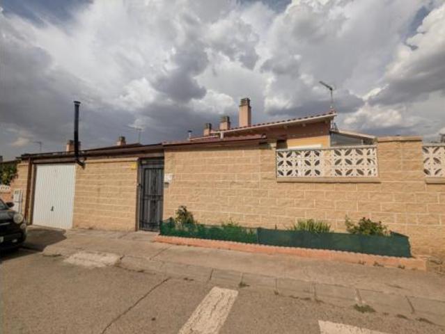 Chalet en venta en Pioz, Castilla-La Mancha
