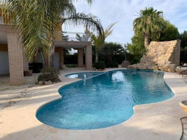 Chalet en venta en Tiata-La Granja, Alto Guadalentín