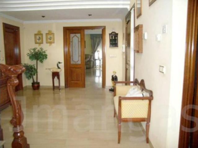 Chalet en venta en Lucena, Andalucía