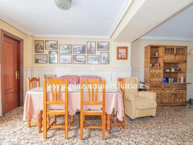 Chalet en venta en Lucena, Andalucía