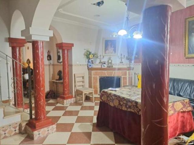 Chalet en venta en Lucena, Andalucía