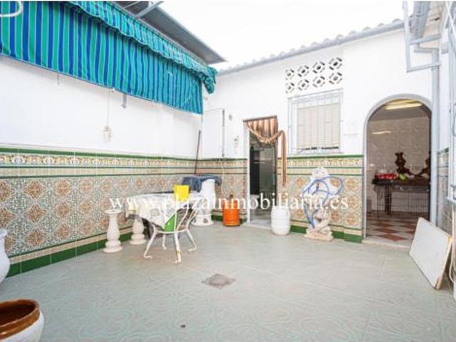 Chalet en venta en Lucena, Andalucía