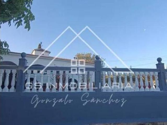 Chalet en venta en Lucena, Andalucía