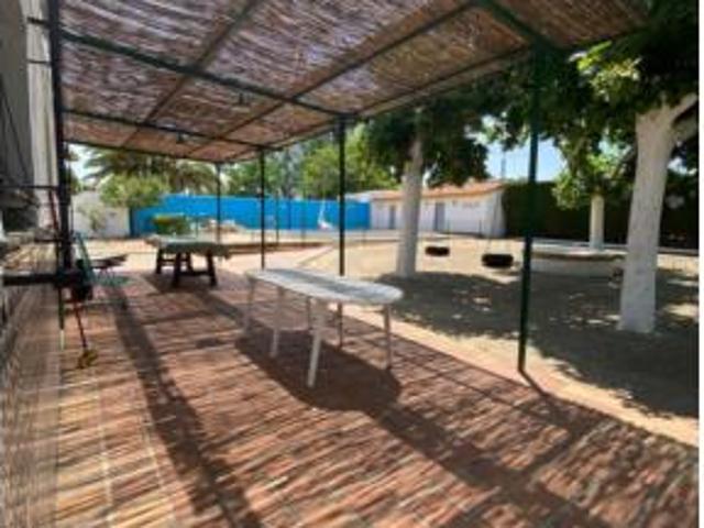Chalet en venta en Campo de Aras, Lucena