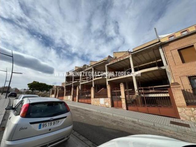 Chalet en venta en Zona 1 (el Valle y Dehesa de la Villa), Lucena