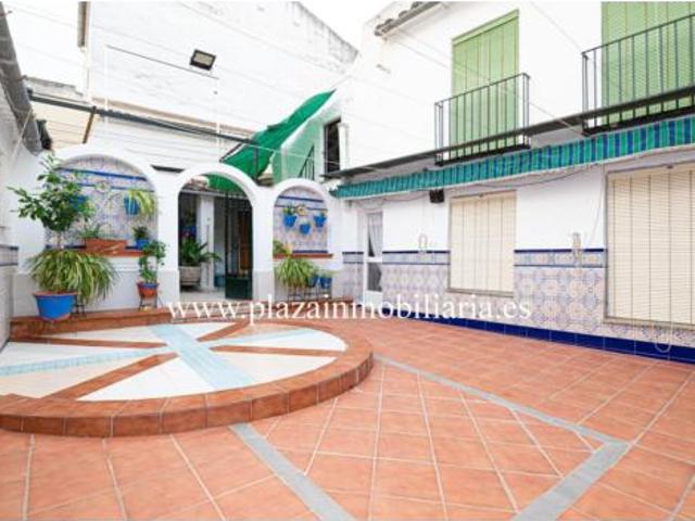 Chalet en venta en Lucena, Andalucía
