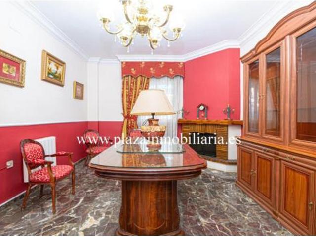 Chalet en venta en Zona 1 (el Valle y Dehesa de la Villa), Lucena