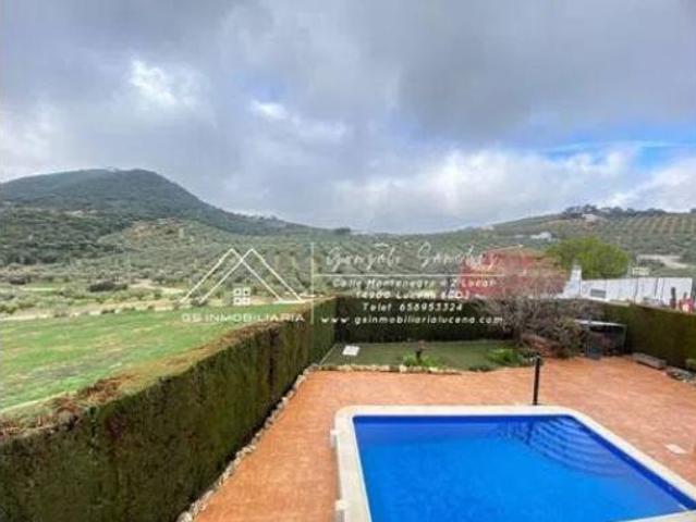 Chalet en venta en Lucena, Andalucía