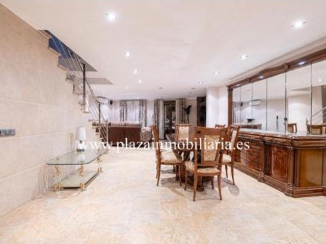 Chalet en venta en Lucena, Andalucía